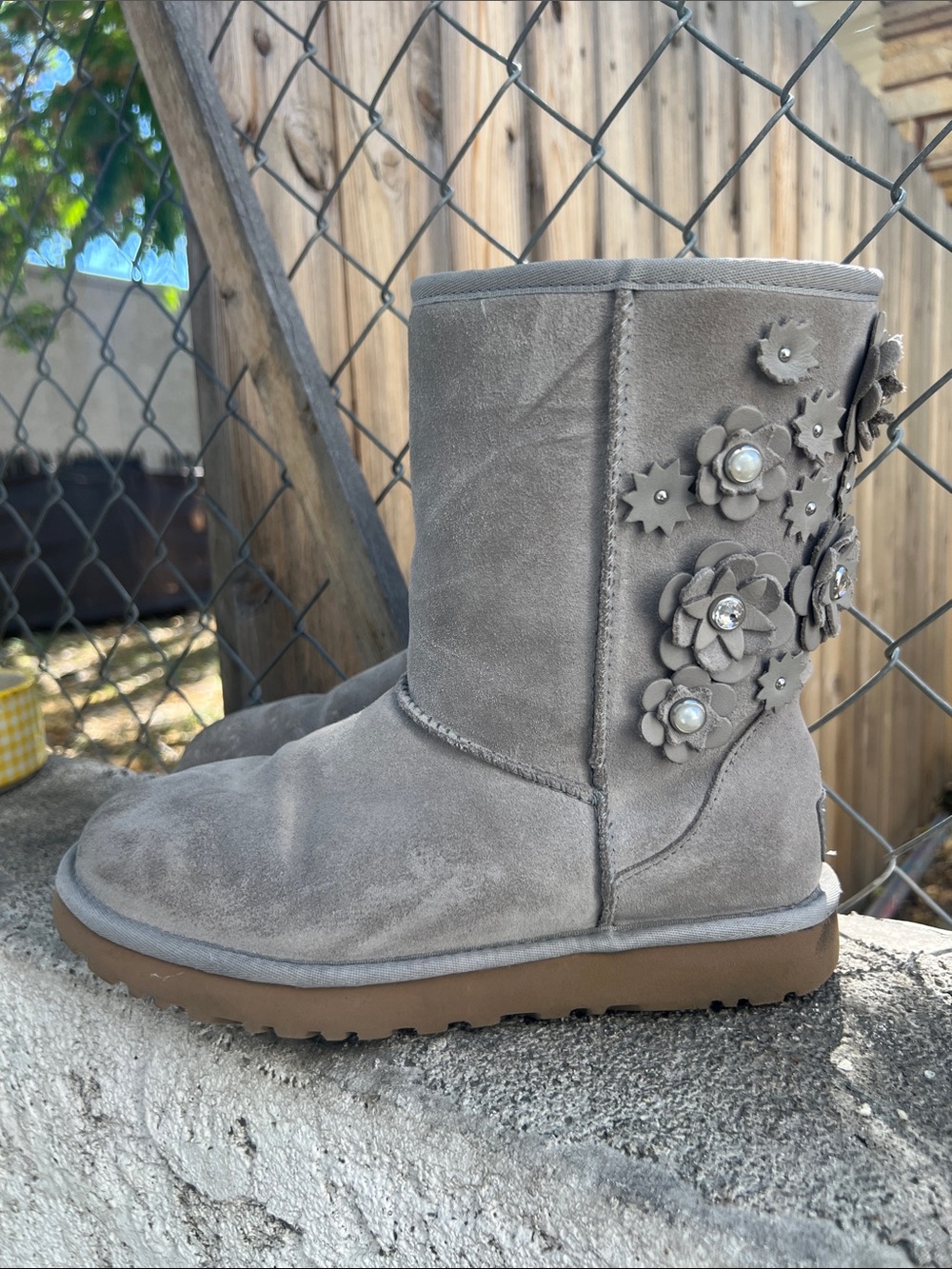 UGG Classic Swarovski Crystal Petal Short Boot size 8